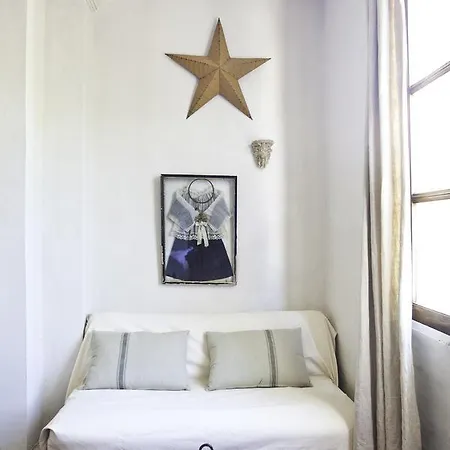 , Ancien Des Colonnes 3* Riez