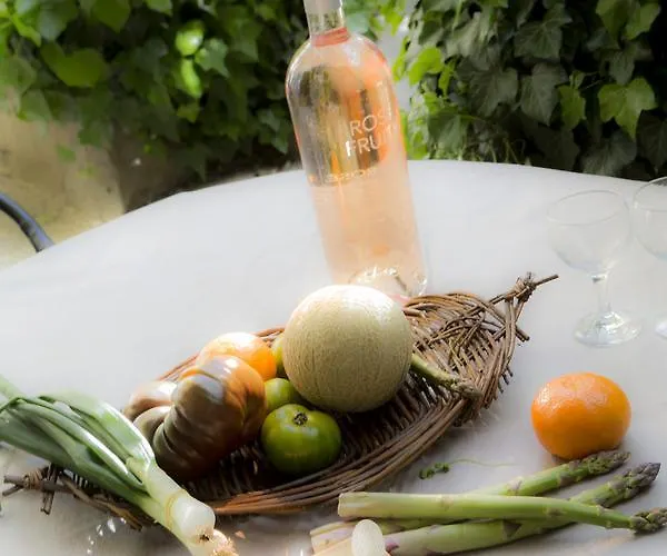 , Ancien Des Colonnes Maison d'hôtes Riez